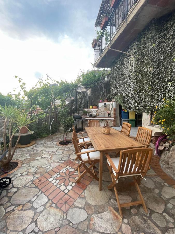The Secret Garden Villa Forza d'Agro Exterior photo