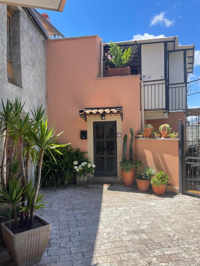 The Secret Garden Villa Forza d'Agro Exterior photo